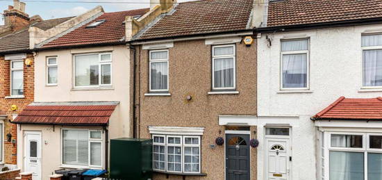 2 bedroom terraced house