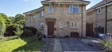 3 bed semi-detached house for sale