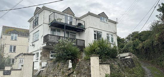 Flat to rent in Carne Road, Newlyn, Penzance TR18