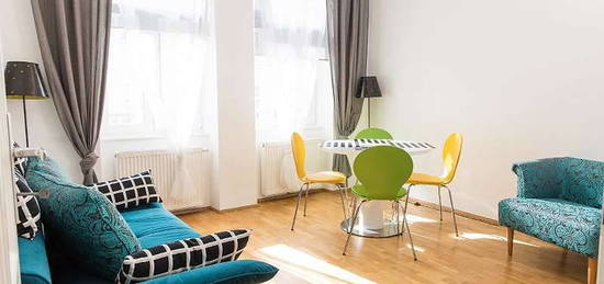 Schöne 2-Zimmer-Wohnung mit Balkon und EBK in Pforzheim