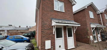 2 bed maisonette to rent