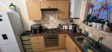 Flat to rent in Whittington Road, London N22