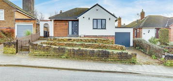 2 bed detached bungalow for sale