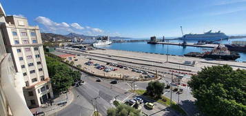 Piso en calle De Colón, Ensanche Centro - Puerto, Málaga