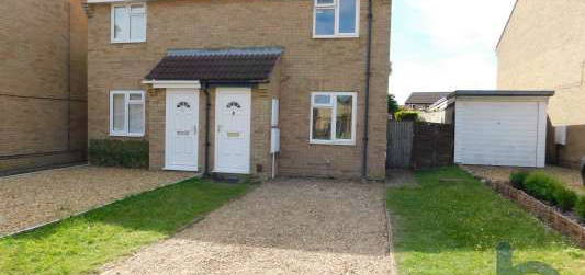 1 bed semi-detached house to rent