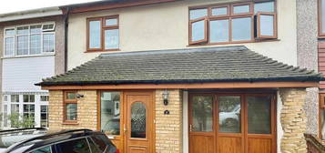 3 bedroom terraced house to rent