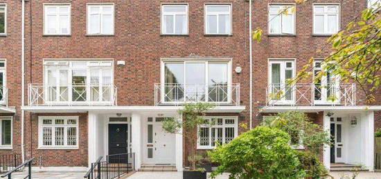 Detached house to rent in Loudoun Road, St John's Wood, London NW8