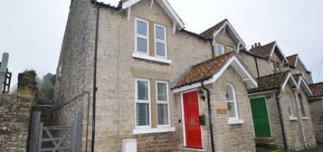 2 bed terraced house to rent