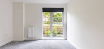 2 bed flat to rent