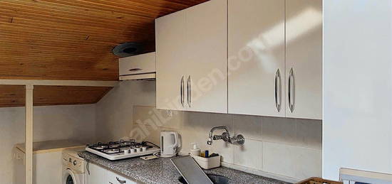 Foça mh.de Kiralık 3+1 Eşyalı Kiralık Daire.