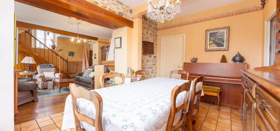 Vente maison 6 pièces 141 m²