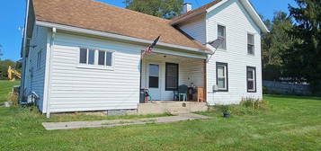 21 Pleasant St, Morris Run, PA 16939