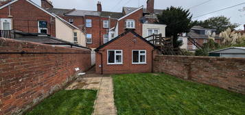 Flat to rent in Old Tiverton Road, Exeter EX4