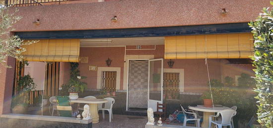 Alquiler de  Casa o chalet independiente en calle Cuevas de Levante, 13