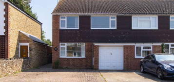 3 bedroom semi-detached house to rent