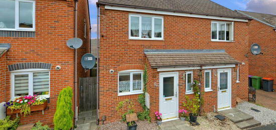 2 bedroom semi-detached house for sale