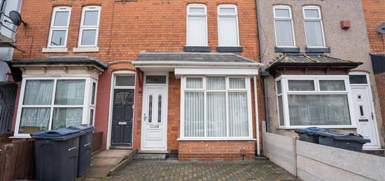 3 bed terraced house for sale