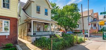 85-28 Woodhaven Blvd, Woodhaven, NY 11421