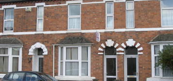 4 bedroom terraced house