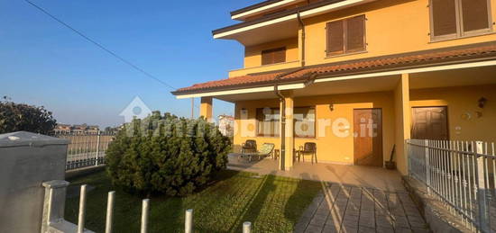 Villa a schiera piazza Italia 1, Centro, Boves