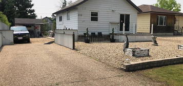 210 Roslyn AVENUE, Canora, SK S0A 0L0