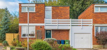 Link-detached house for sale in Willows Road, Bourne End SL8