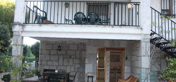 Alquiler de  Casa o chalet independiente en calle Escorpio, 20