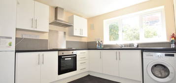 4 bed terraced house to rent