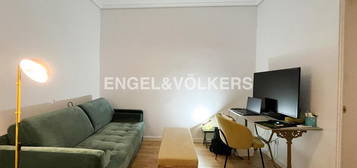 Apartamento de alquiler en Universidad - Malasaña