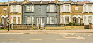 3 bed terraced house for sale