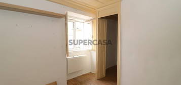 Apartamento T0 na Mouraria