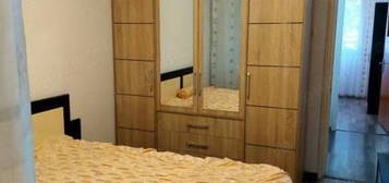 Apartament de 3 camere, semidecomandat, loc de parcare, zona Brancoveanu