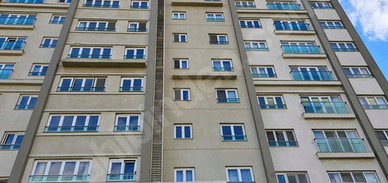 BAHÇEŞEHİR BAHÇEKENT AVRUPARK'ta SATILIK 3+1 BOŞ DAİRE