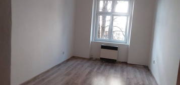 Pronájem bytu 2+kk 40 m² (Jednopodlažní)