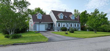48 Collier Ave, Coxheath, NS B1R 2G3