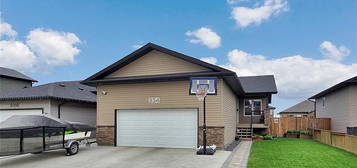 334 Haichert STREET, Warman, SK S0K 4S3