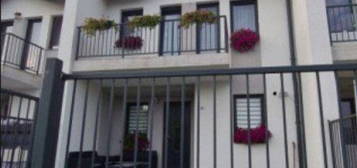 Casa tip triplex , 4 camere, 93 mp, Baciu, zona Petrom