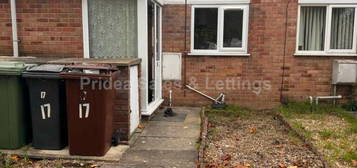 2 bedroom terraced house