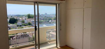 F3 ascenseur, garage, 2 balcons, superbe vue