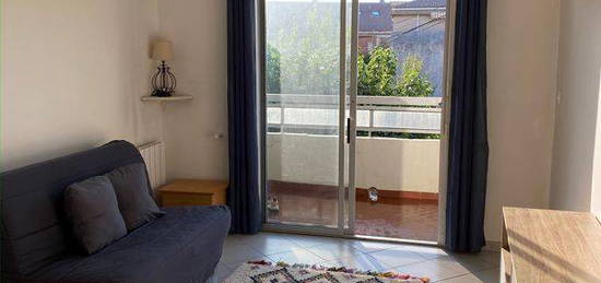 Location studio quartier Vieille Chapelle