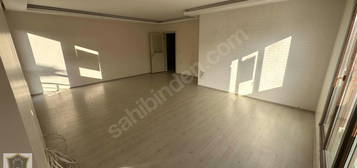 YALOVA MERKEZ İSMET PAŞA MAHALLESİNDE 3+1 ARAKAT SATILIK DAİRE