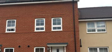 3 bed terraced house to rent