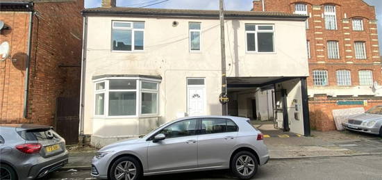 2 bedroom terraced house