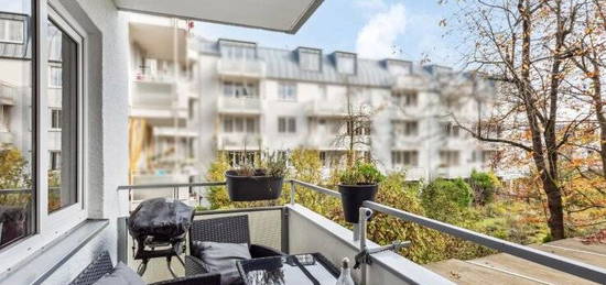 Praktische 3-Zimmer-Eigentumswohnung mit Ostbalkon und TG Stellplatz in München "Sendling-Westpark"