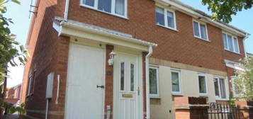 Flat to rent in Admaston, Telford TF5