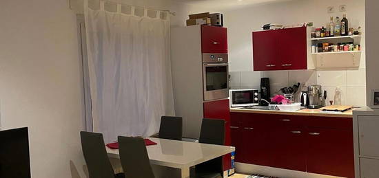 2 Zimmer Wohnung EBK Hannover List Podbi zu vermieten