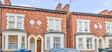 4 bedroom semi-detached house