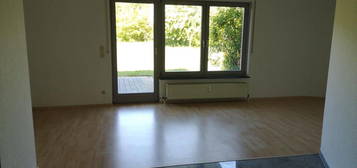 *von privat* gemütliche 1-Zimmerwohnung mit Terrasse und EBK