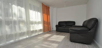 3 bedroom maisonette