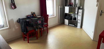 Appartement  à vendre, 3 pièces, 2 chambres, 43 m²